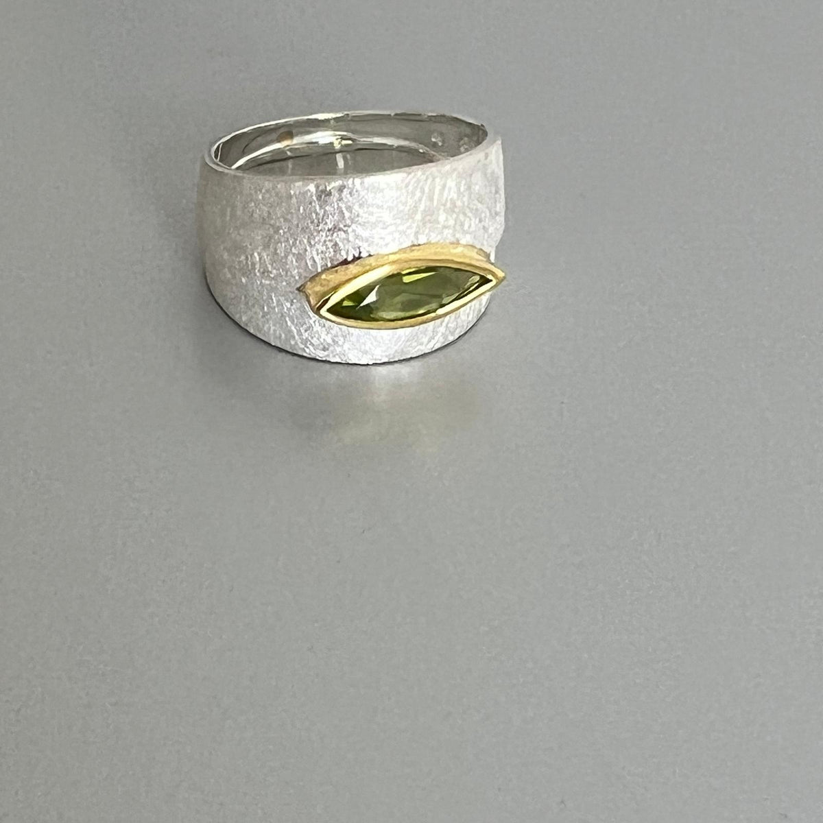 Ring Paula - 925er Silber|24 Karat vergoldet|Peridot